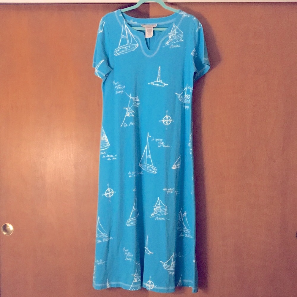 Vintage 90s short-sleeved maxi dress aqua blue white sailboats Studio G